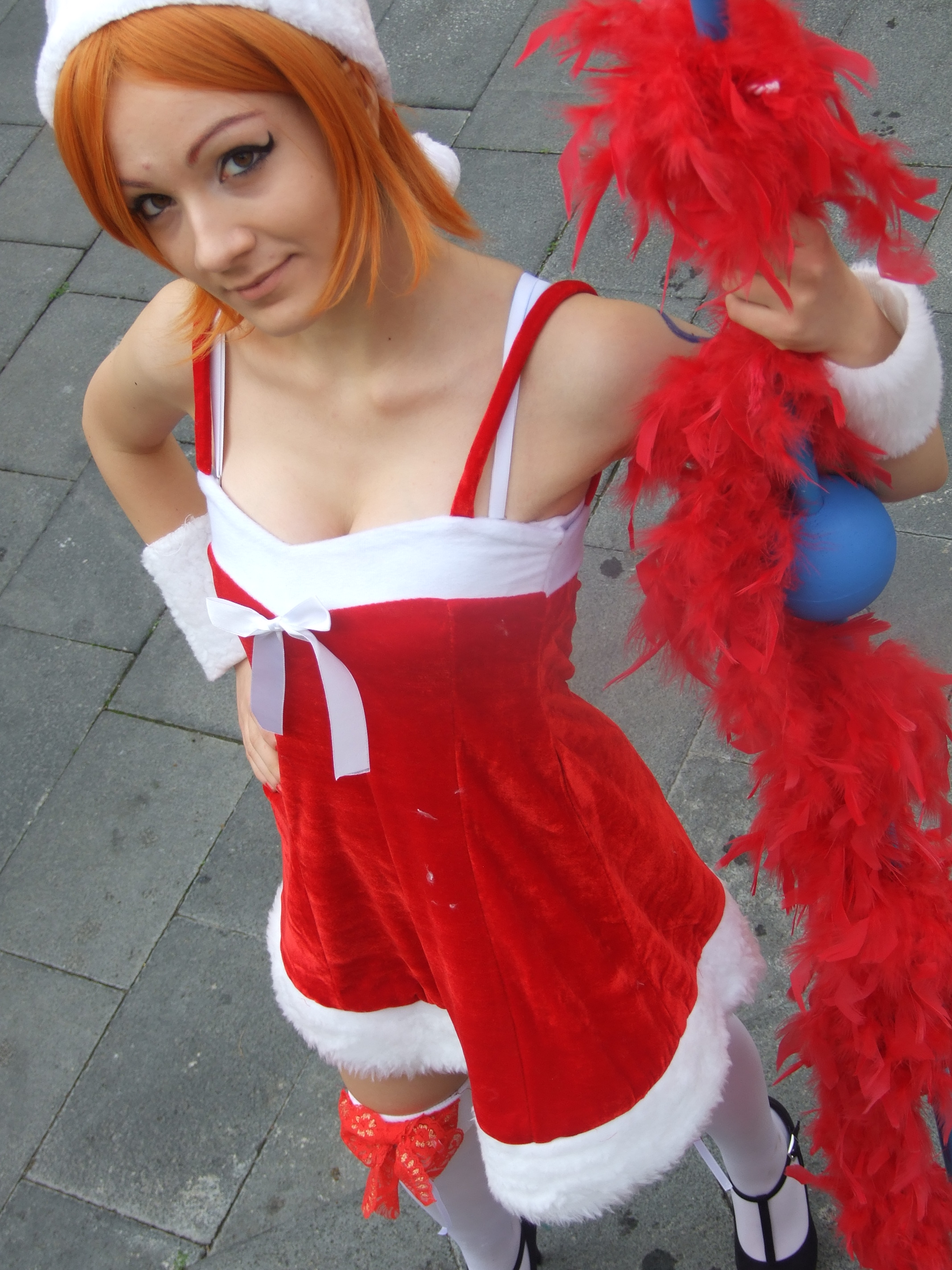 nami_christmas_cosplay_by_mellorineeee-d4j0him